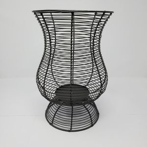 Vintage 90s Black Metal Wire Indoor/Outdoor Candle Holder